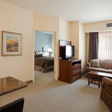 Homewood Suites Lafayette-Airport Exterior photo