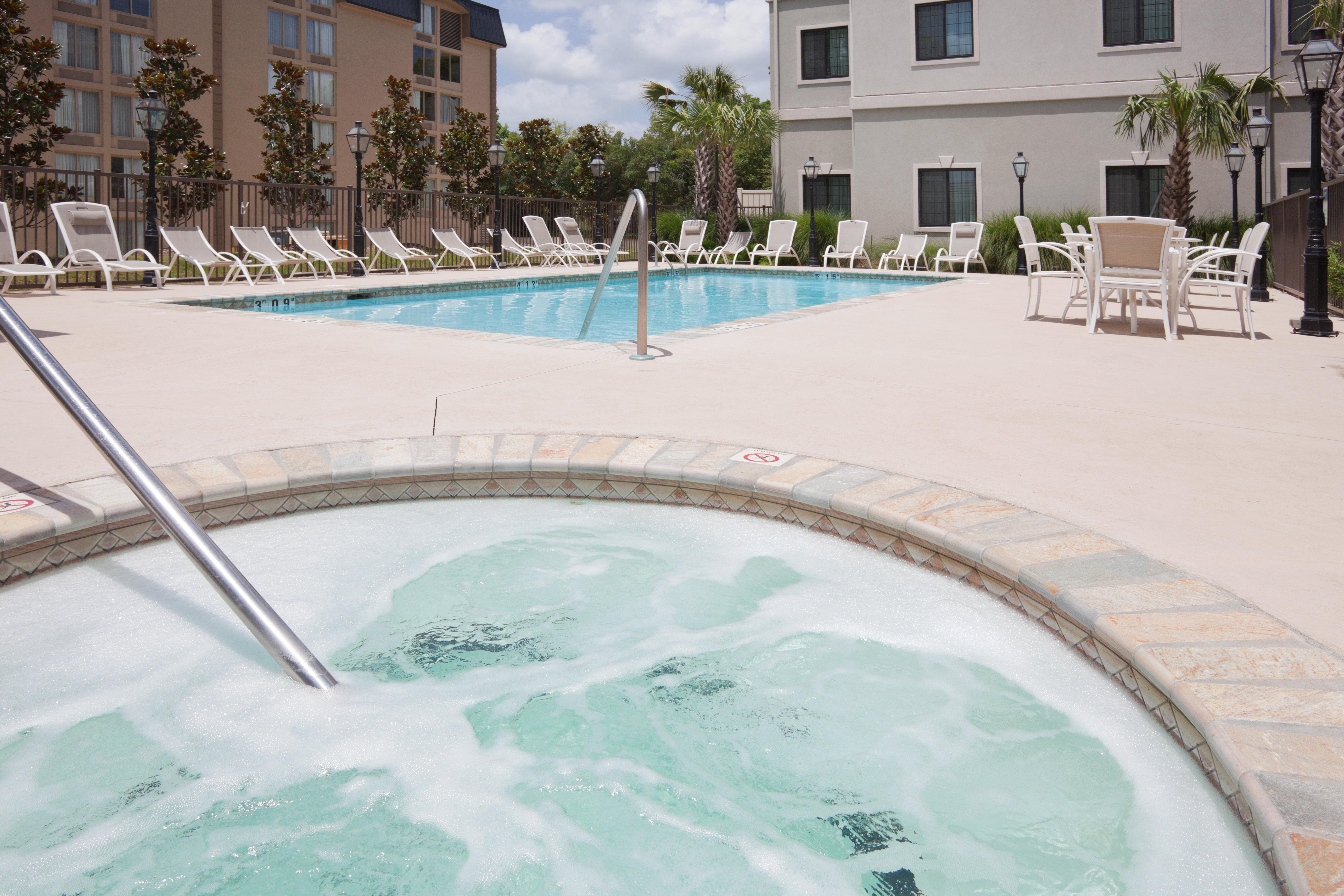 Homewood Suites Lafayette-Airport Exterior photo
