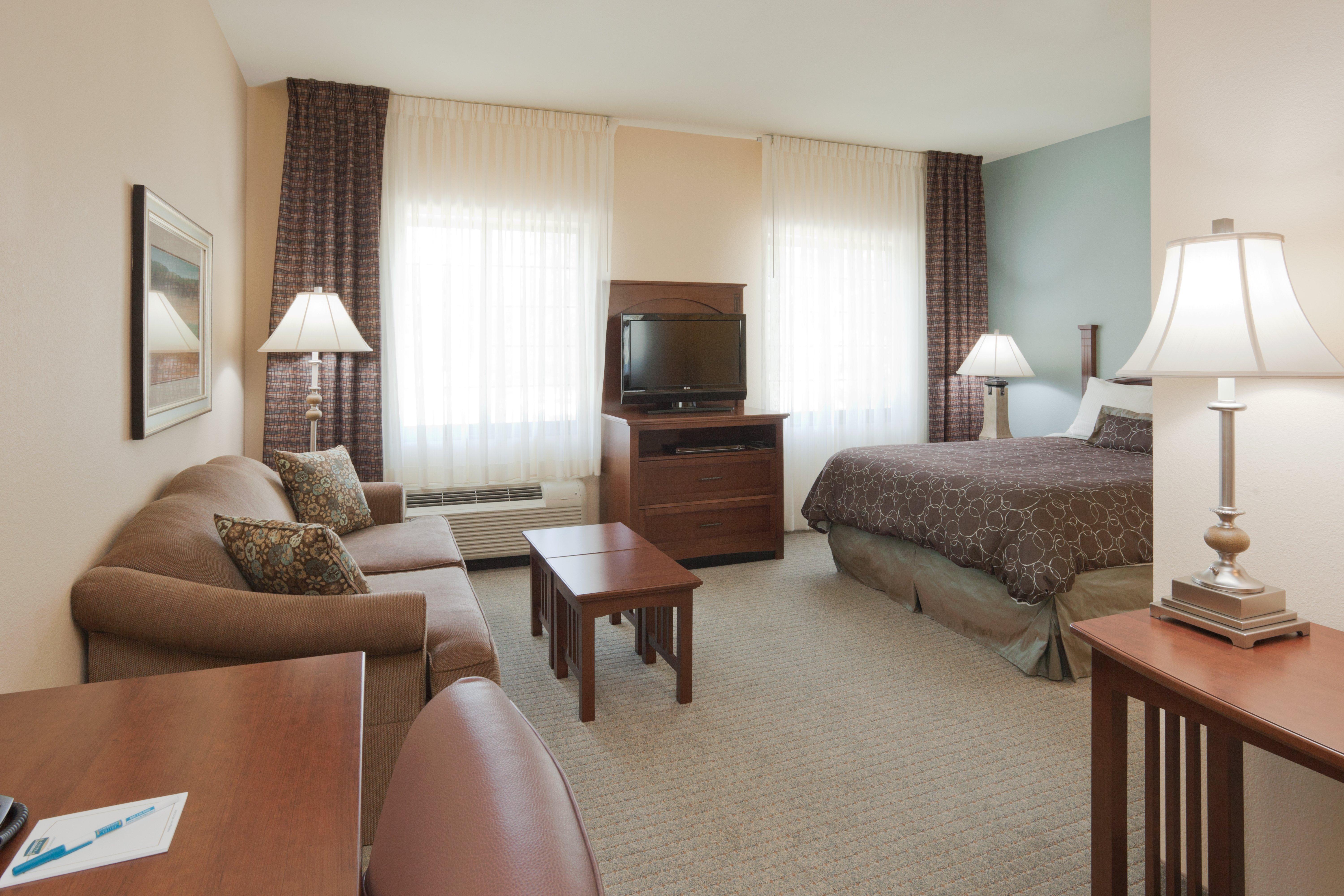 Homewood Suites Lafayette-Airport Exterior photo
