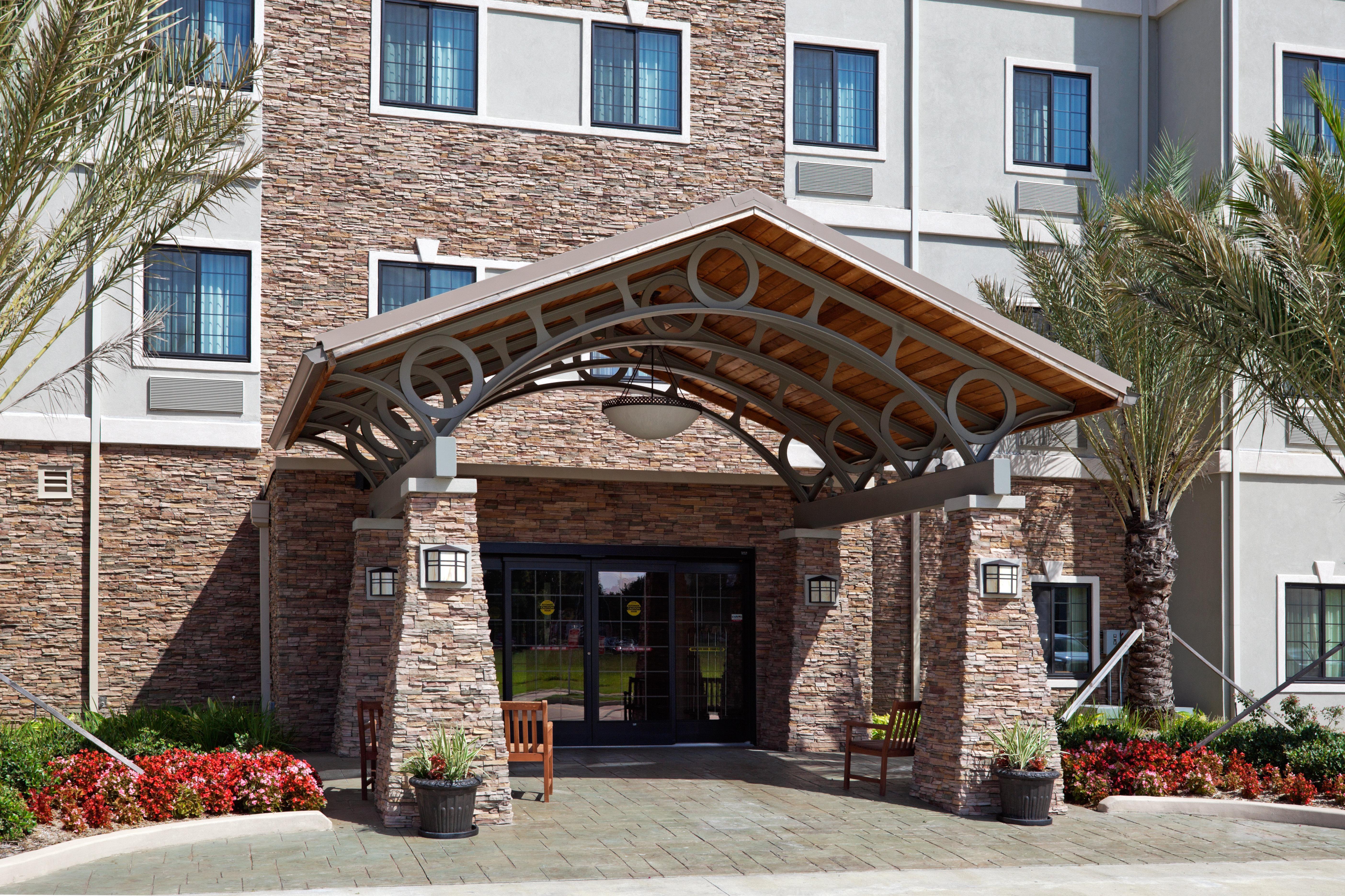 Homewood Suites Lafayette-Airport Exterior photo