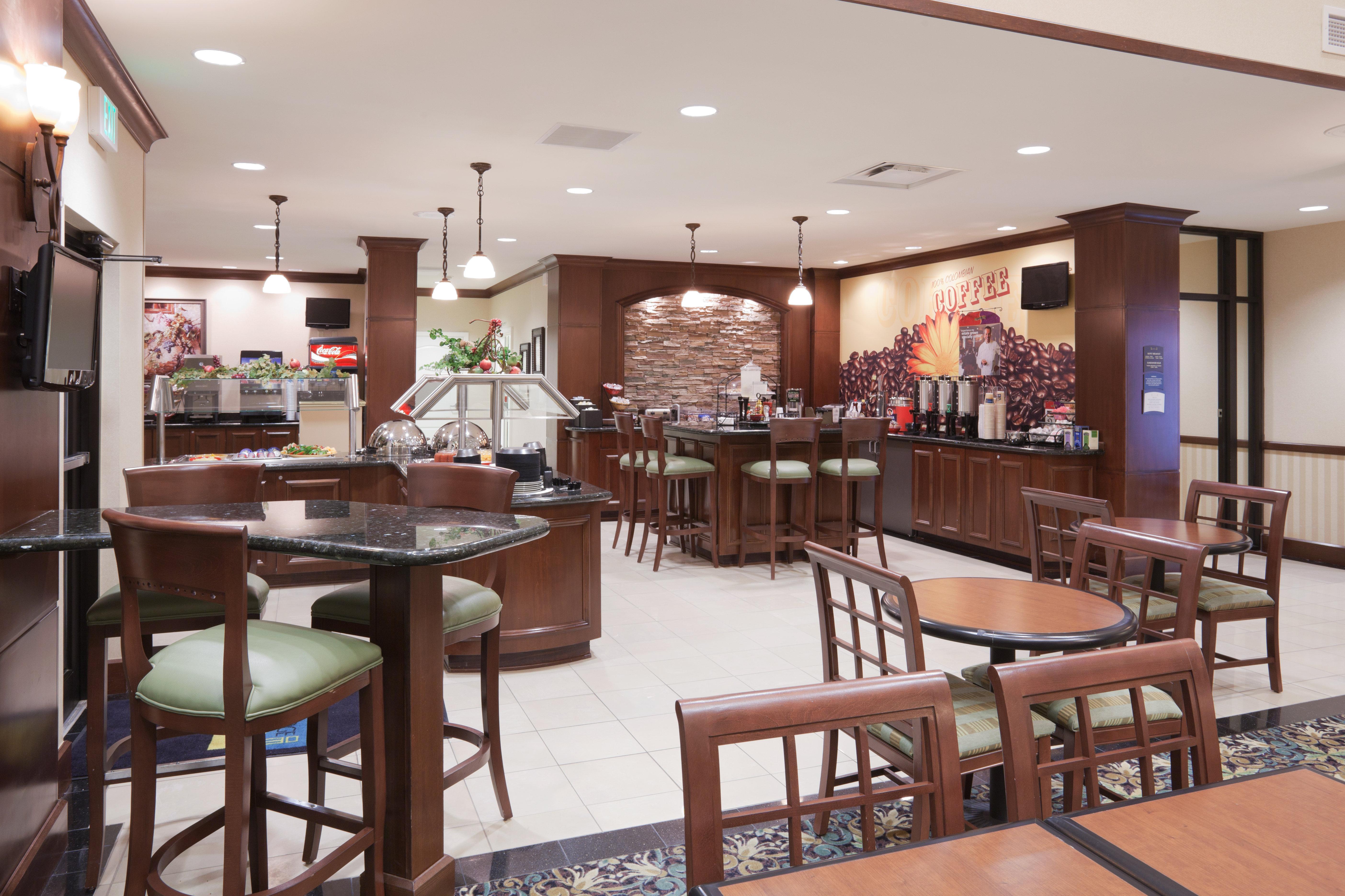 Homewood Suites Lafayette-Airport Exterior photo