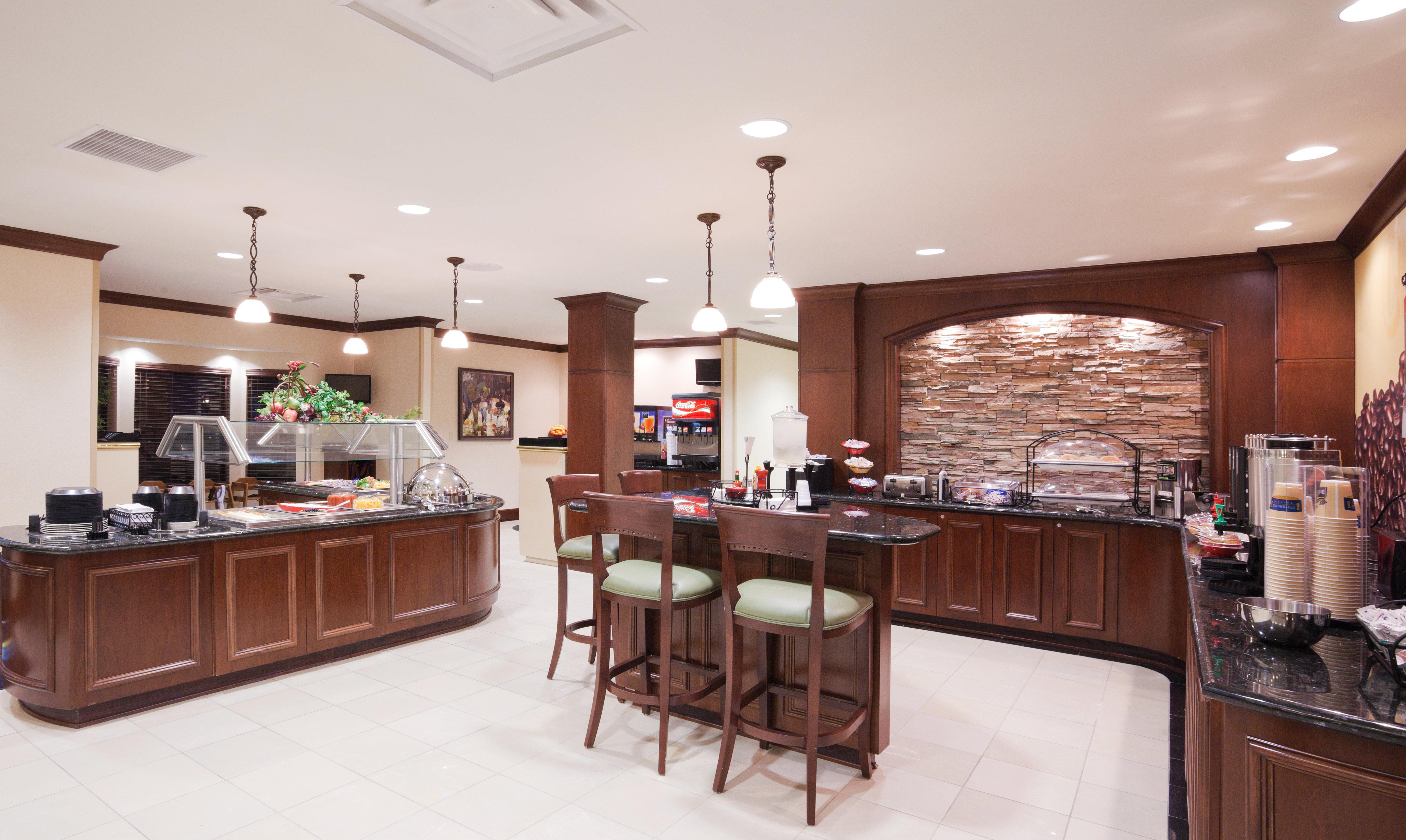 Homewood Suites Lafayette-Airport Exterior photo
