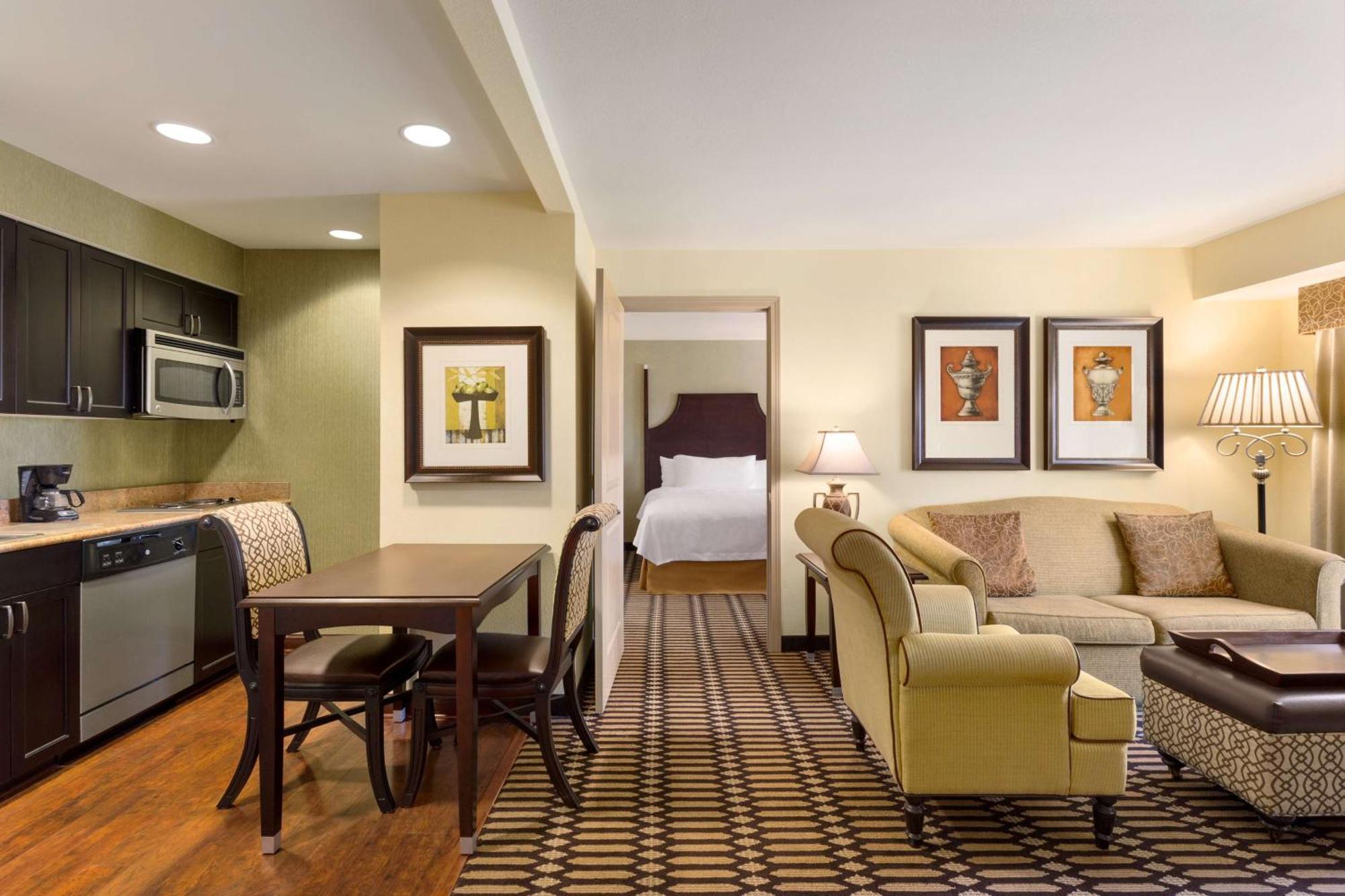 Homewood Suites Lafayette-Airport Exterior photo