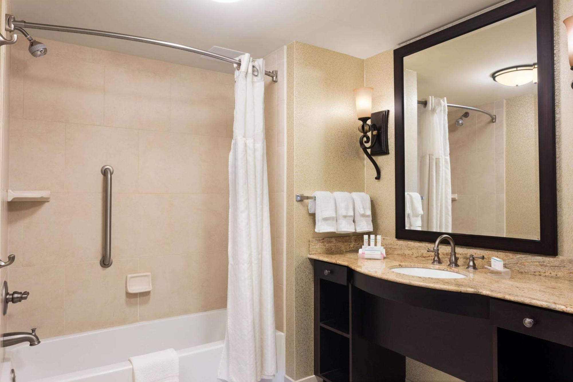Homewood Suites Lafayette-Airport Exterior photo