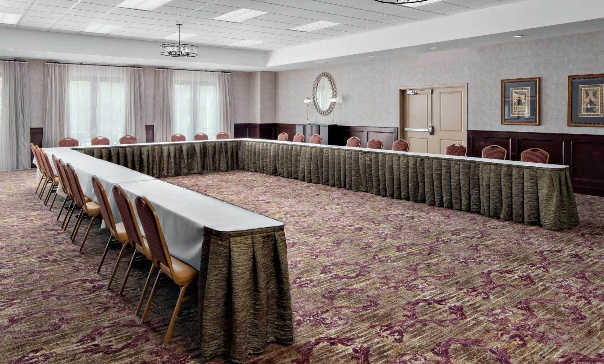 Homewood Suites Lafayette-Airport Exterior photo