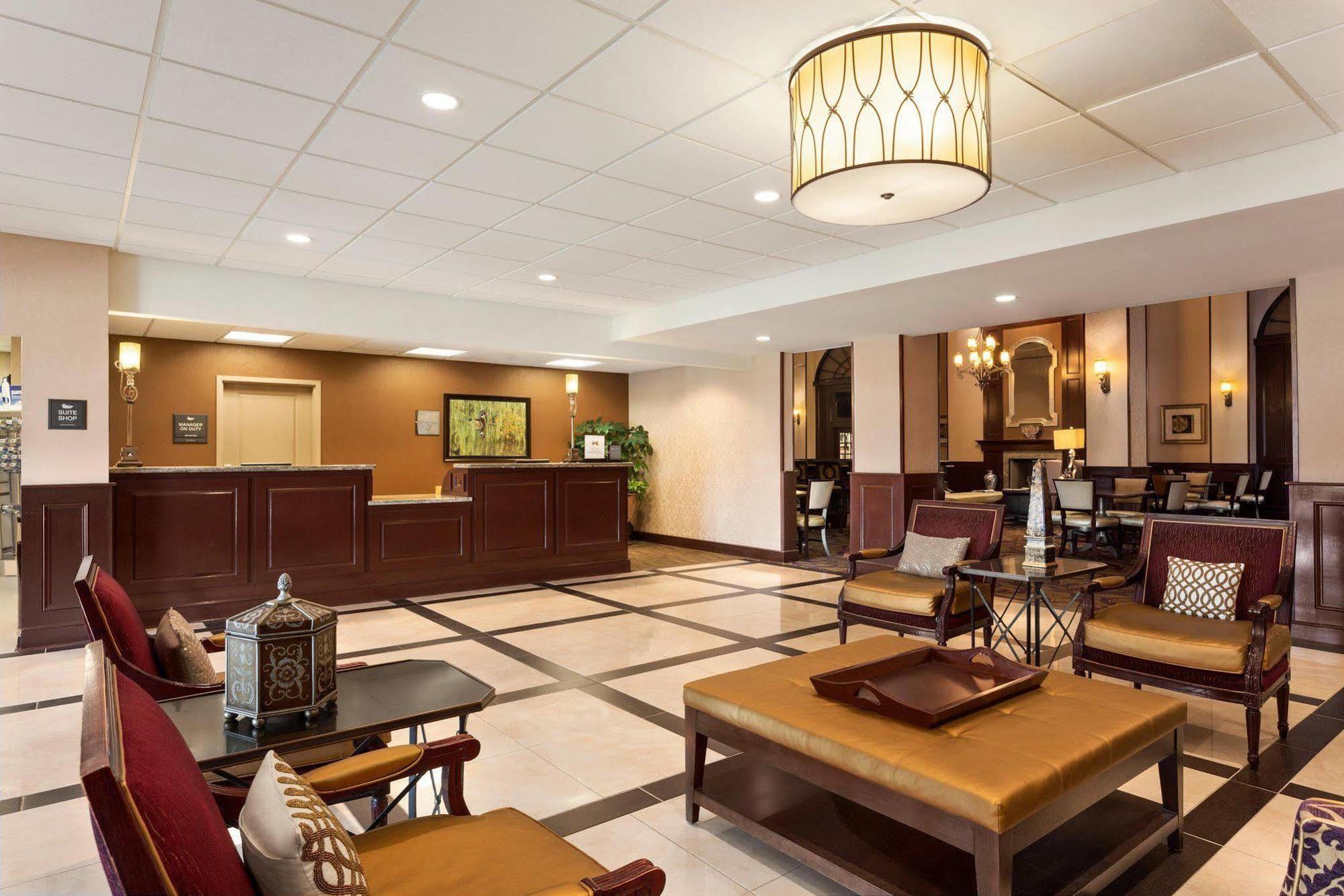 Homewood Suites Lafayette-Airport Exterior photo